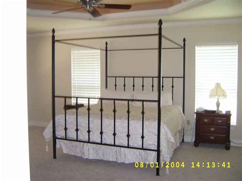 Prescott bed low foot boards are a great way to make your room feel bigger. wrought iron canopy bed king size | New Room... Ooh La La ...
