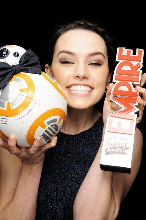 3119 Best Daisy Ridley Images On Pholder Gentlemanboners Celebs And