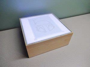 14 DIYs to Make a Light Box | Guide Patterns