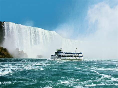 Maid Of The Mist Niagara Falls New York Great Lakes Cruises