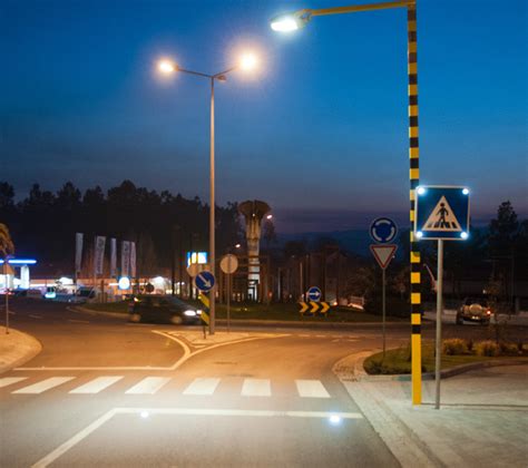 Smart Pedestrian Crosswalk Lighting Habidom
