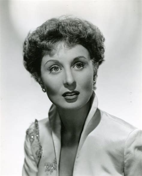30 Vintage Portrait Photos Of Betty Garrett In The 1940s And 50s Vintage News Daily