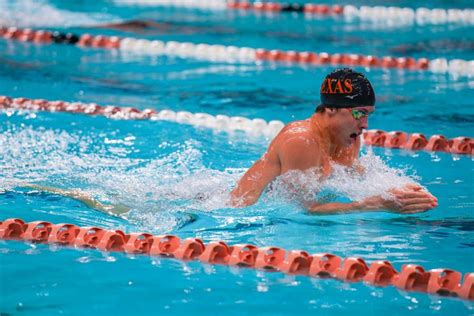 Texas Mens Swim And Dive Takes Charge Against Incarnate Word Cardinals