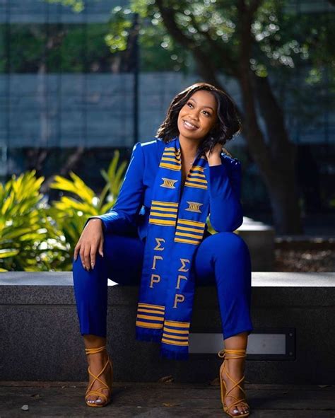 Pin By Caineandjada On Hbcu Flagship Of America Grad Photos Hbcu