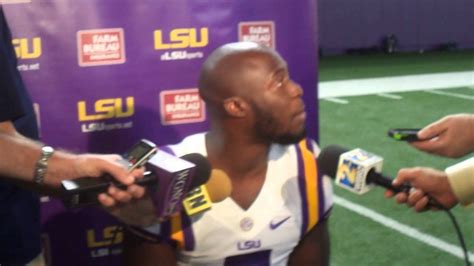LSU RB Leonard Fournette Gives Credit To God And It S His Job To Carry The Ball Times A