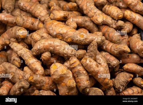 Organic Tumeric Hi Res Stock Photography And Images Alamy