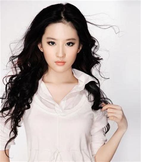 10 Chinese Female Stars With Most Beautiful Faces 8 Peoples Daily