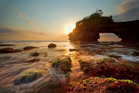 Batu Bolong Sunset Tanah Lot Bali Indonesia Alex Hanoko Flickr