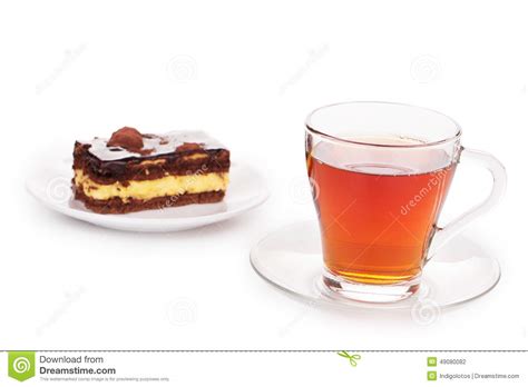 Manchmal langt auch eine 1/2 tasse kuchen. Tasse Tee mit Kuchen stockfoto. Bild von kuchen, tasse ...