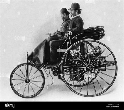 1886 Benz Patent Motorwagen Black And White Stock Photos And Images Alamy