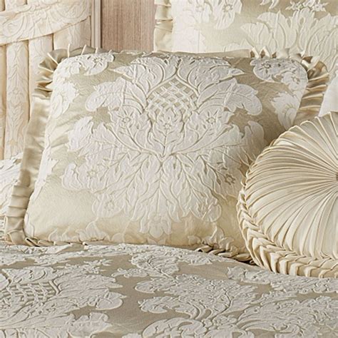 Classique Damask Oversized Bedspread Bedding Bed Comforters Bed