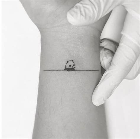 Tiny Panda Tattoo Minimalisttattoos Mały Tatuaż Pomysły Na Tatuaż