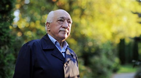 Fethullah gülen was born into a humble family in erzurum, turkey, in 1941, and was raised in a spiritually enriching environment. Fethullah Gülen en zijn beweging in zeven vragen - De ...