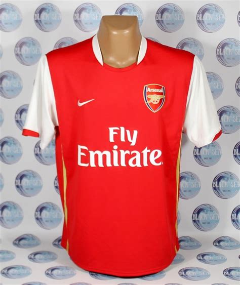 Und selbstverständlich findest du nächstes jahr dann auch das aktuelle fc arsenal trikot 2021 / 2022 wieder bei uns im shop! ARSENAL 2006 2008 HOME FOOTBALL SOCCER SHIRT JERSEY TRIKOT ...