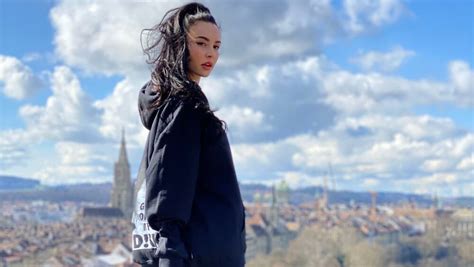 Berner Popstar Ilira Gashi Zeigt Ihre Welt Blick
