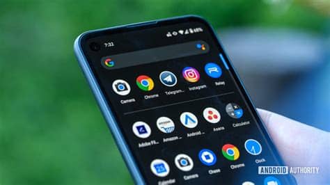Features 5.81″ display, snapdragon 730g chipset, 3140 mah battery, 128 gb storage, 6 gb ram, corning gorilla glass 3. Google Pixel 4a vs iPhone SE: Which is better? - Android ...