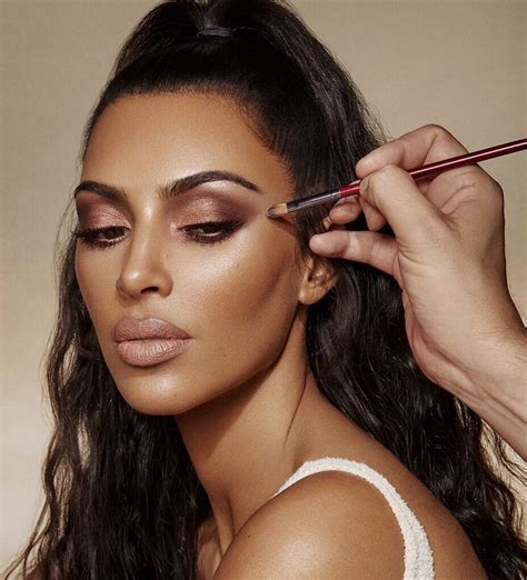 If you have good quality pics of kim kardashian, you can add them to forum. KIM KARDASHIAN for KKW Beauty Classic Collection 2018 ...