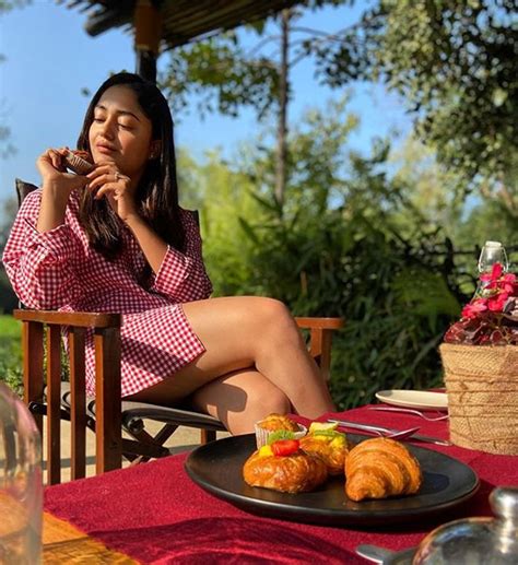 Pic Talk Tridha Choudhury Getting Sun Kissed At The Table