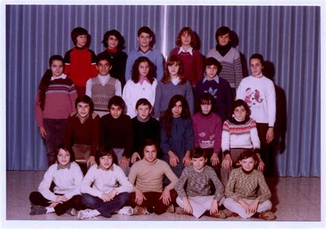 Photo de classe CLASSE 5ÈME Mr REY (prof principal) de 1980, Collège