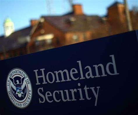 Report Homeland Security Fields 1 000 Sex Abuse Complaints