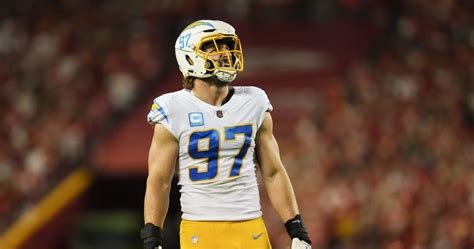 Chargers' Joey Bosa to Have Surgery on Groin Injury; Expected to Return