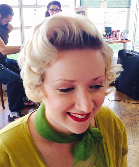 Pin By Lipstick And Curls On Lipstick And Curls Informal Shots Curls