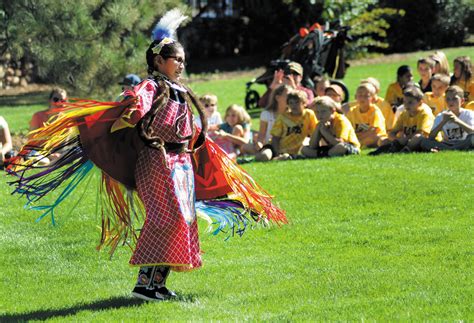 American Indian Dancing Brings Magic To Mansion