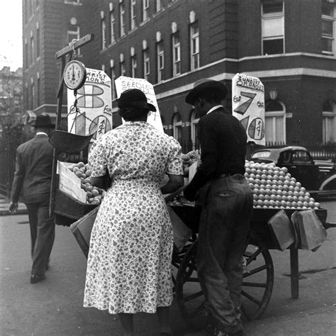 Harlem Street Life Photos From The 1930s