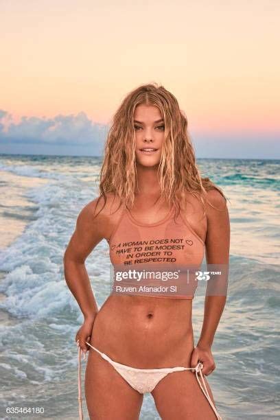 Model Nina Agdal Poses For The 2017 Sports Illustrated Swimsuit Issue Nina Agdal Swimsuit