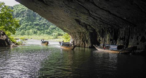 Son Doong Cave The Biggest Cave That Makes You Go Back To Prehistoric