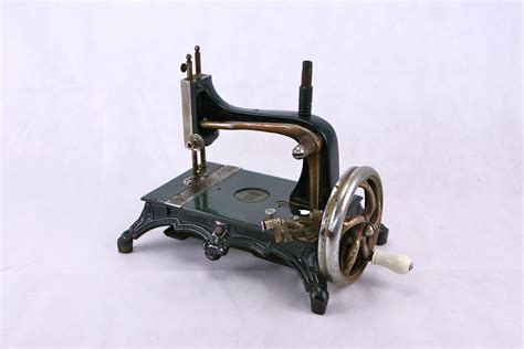 Vintage Renania Cast Iron Manual Sewing Machine Etsy