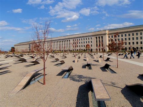 9 11 Pentagon Memorial A Visit To The Pentagon Revealed A Flickr