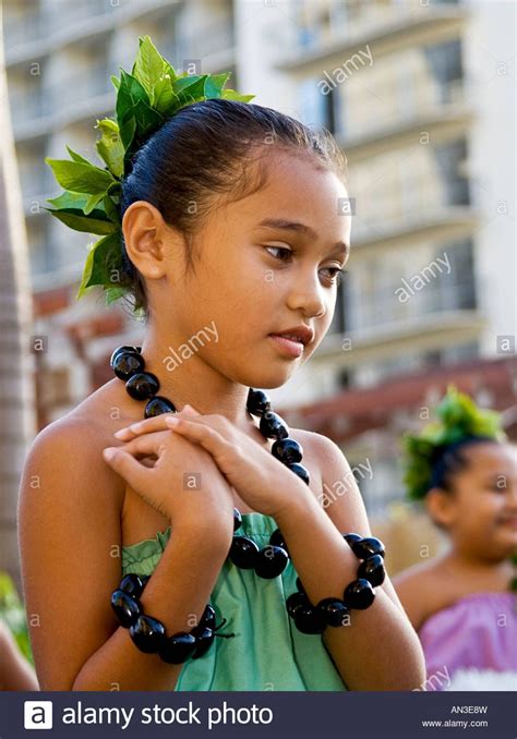 Long Hair Girl Long Curly Hair Polynesian Islands Keiki Portraits