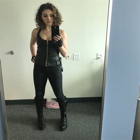 Camren Bicondova On Twitter See You Next Weekend Sfcomiccon 🐱
