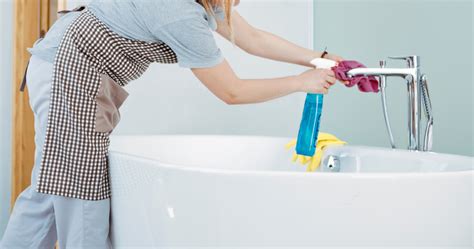 Keep Your Bathtub Clean In 8 Tips Maggy Maid
