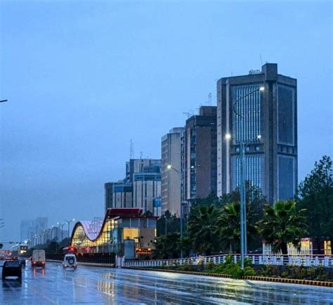 The participative living in islamabad guide will help you! Islamabad Blue Area Commercial
