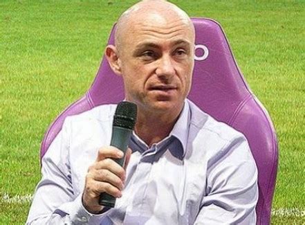 Zoltán mindemellett a foci és az újpest nagy szerelmese is, ezért kalocsai györggyel. Kovács Zoltán: Nagytakarítást! Új vezetőket a magyar ...