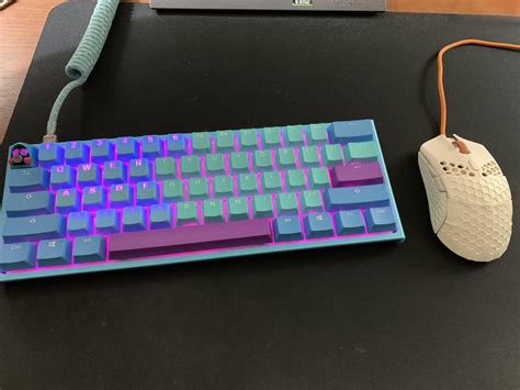 Loving The Color Scheme Of This Keyboard Mechanicalkeyboards