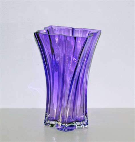 Beautiful Vintage Twisted Square Purple Heavy Crystal Glass Etsy Glass Vase Unique Vases