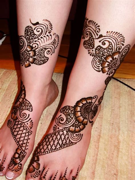 Beautiful Arabic Mehndi Designs For Legs पैरो के लिए अरेबिक मेहंदी
