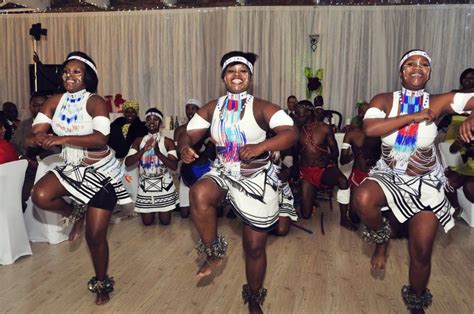 Traditional Dance In South Africa Traditional Dance Fashion Africa