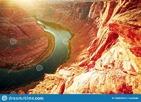 Horseshoe Bend On Colorado River In Glen Canyon Of Grand Canyon