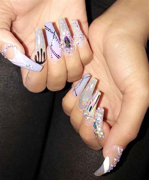 Pin By 🎀kittycreame🎀 On Fresh Out The Salon Skull Nails Dope Nails
