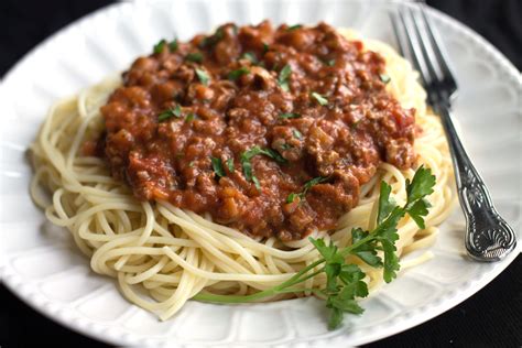 Quick & Easy Spaghetti Bolognese - Dan330
