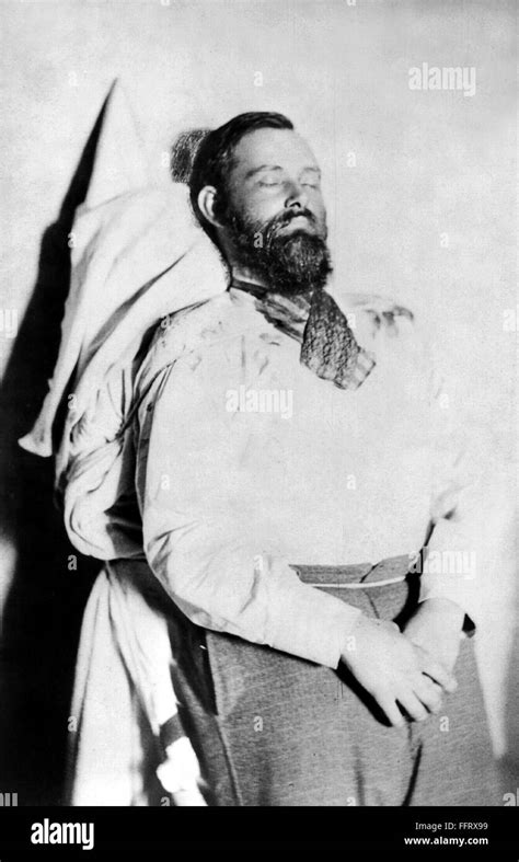 Jesse James 1847 1882 Nthe Clothed Dead Body Of Jesse James