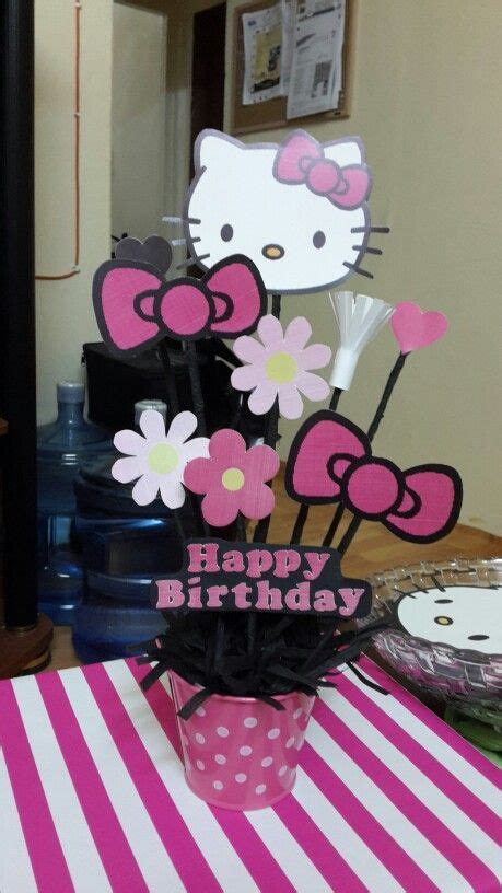 My Diy Hello Kitty Centerpiece As An Added Touch I Might Make Hello