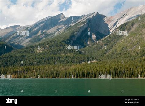Lake Minnewanka Banff Alberta Canada Stock Photo Alamy
