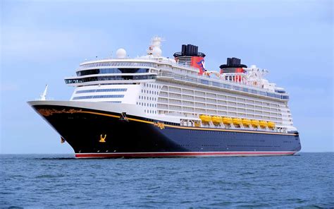 I could save one third of my salary easily and have a decent amount to spend during the month before the next pay day. Five Things to Know About Disney Cruise Line's Dream ...