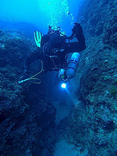 Scuba Diving In Maros Cave Check Out Best Liveaboards