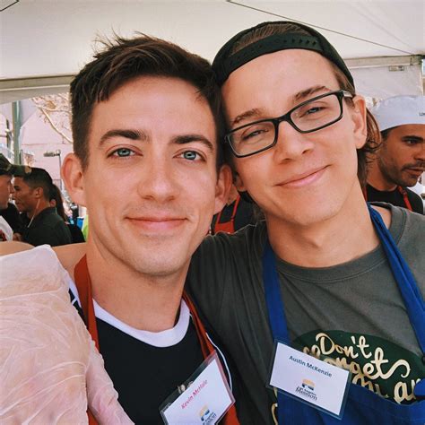 Glee Star Kevin Mchale Reveals Why He Never Came Out While On The Show Pinknews